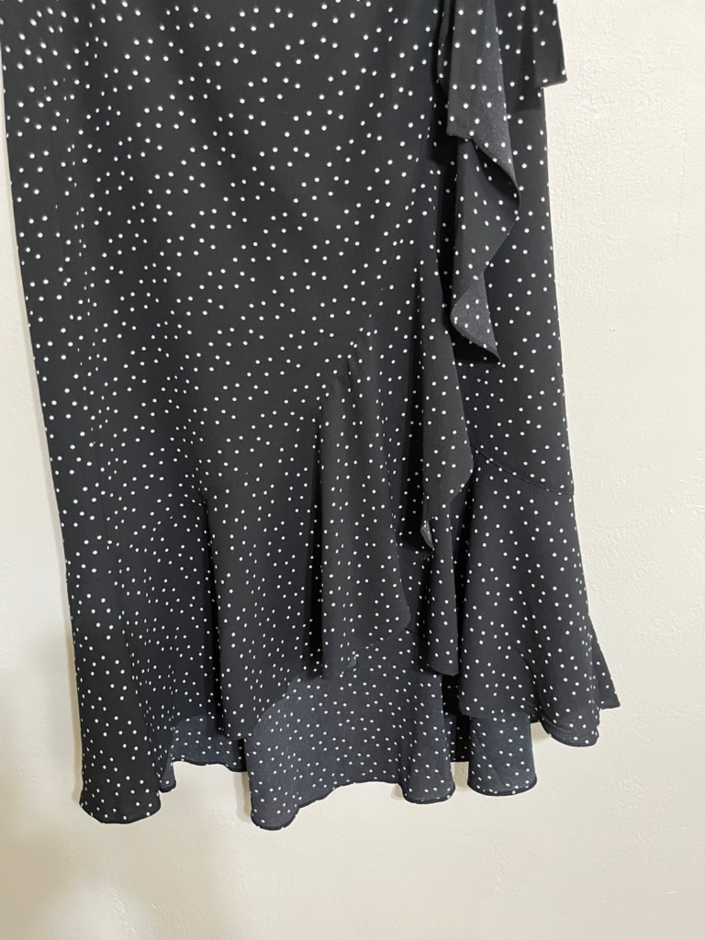 🌺Max Studio Black Polka Dot A-Line Midi Skirt - Picture 4 of 10